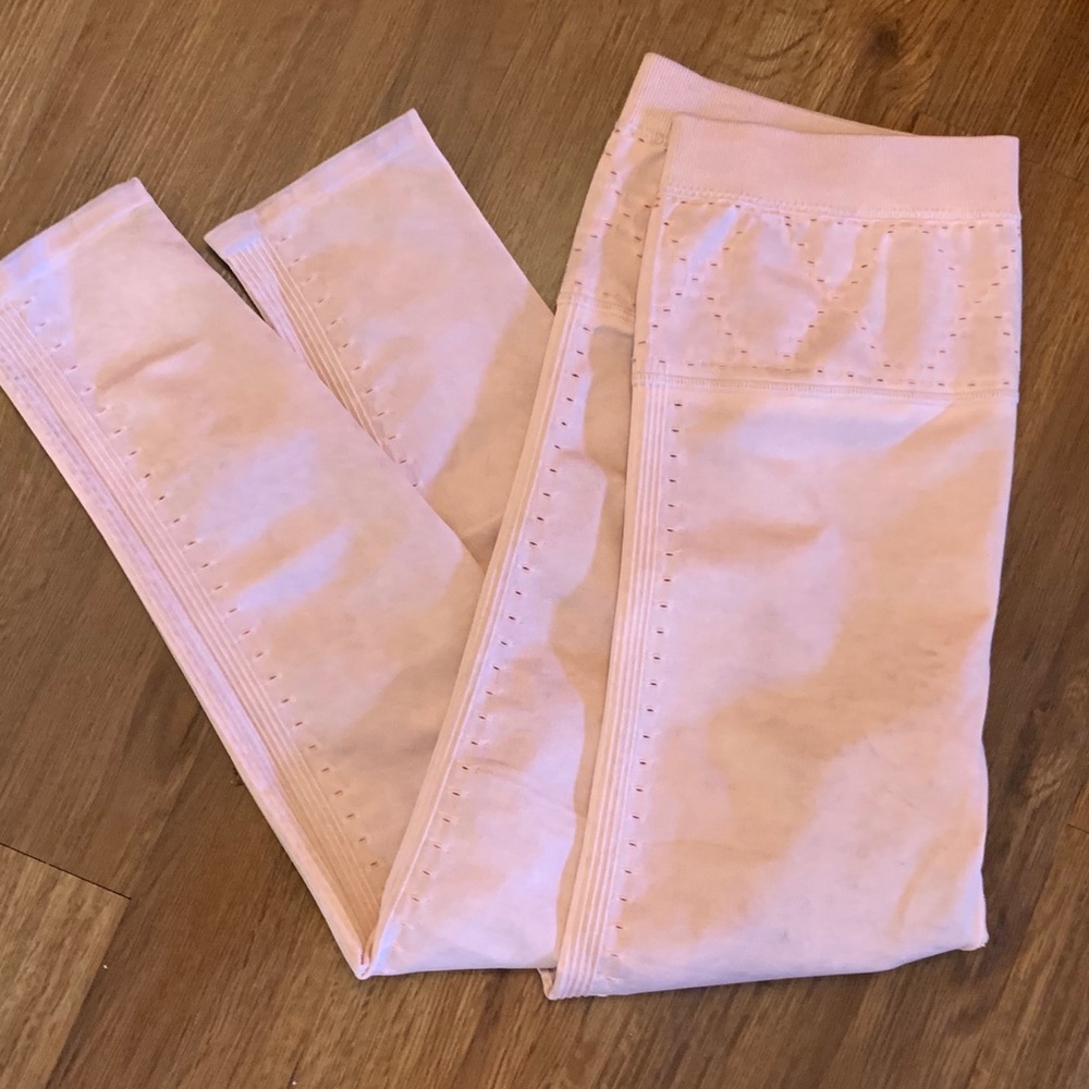 Fabletics Seamless Legging With Cutout Details - image 2